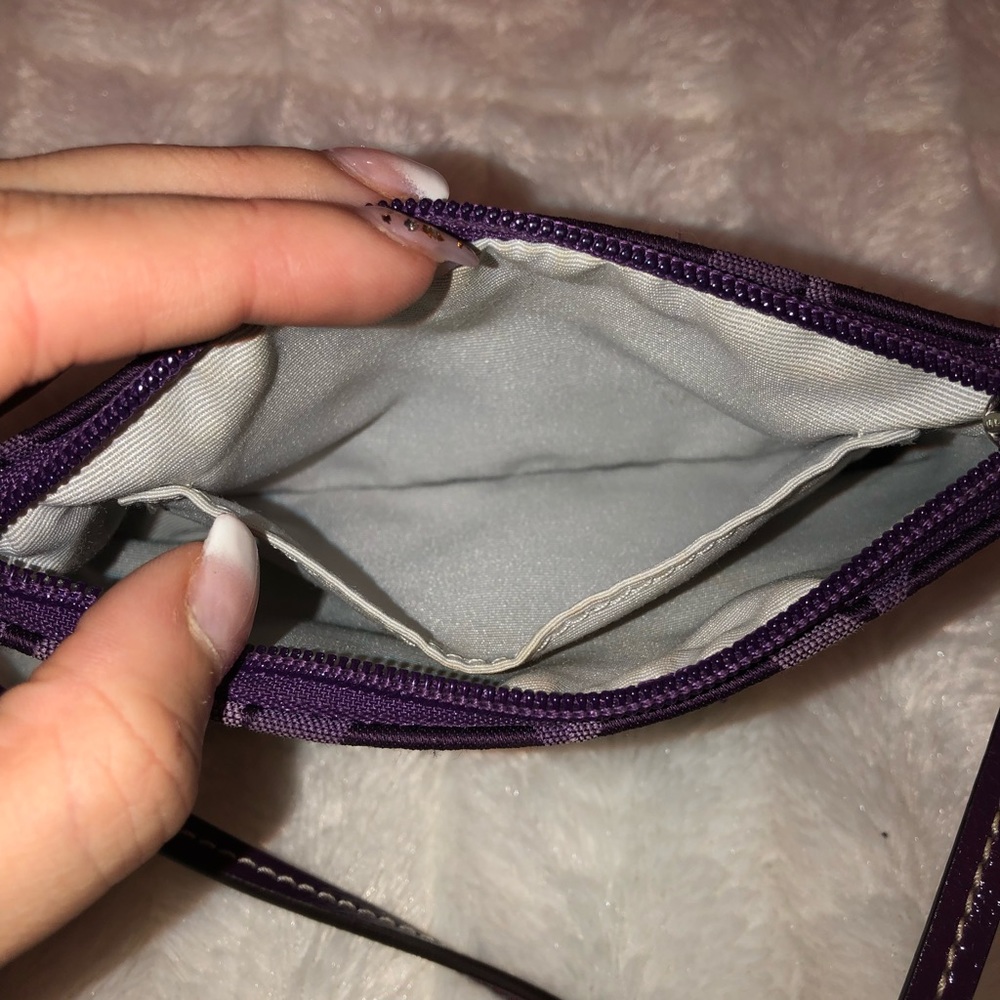 Small purple coach wristlet - Picture 7 of 7